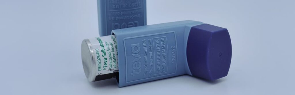 An image of an asthma inhaler